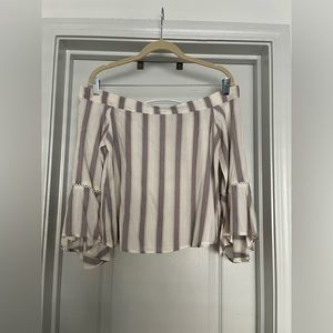 Off shoulder crop top